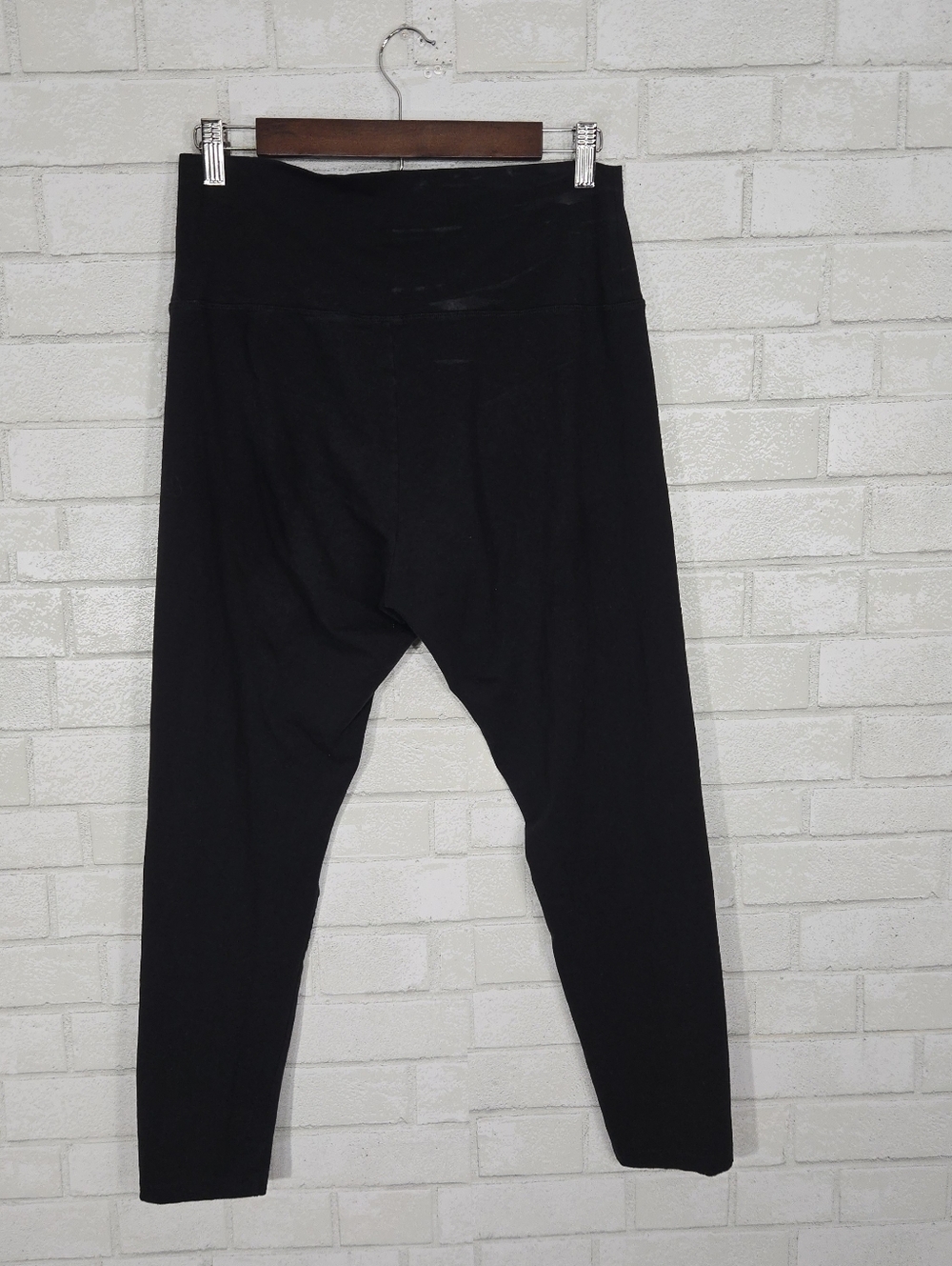 Offline by Aerie OG black leggings - Picture 6 of 7